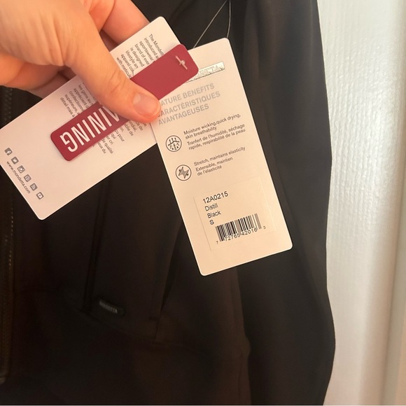 NWT MONDETTA Women's Black Full Zip-up Athleisure Jacket with Hood Size Small - Picture 4 of 9